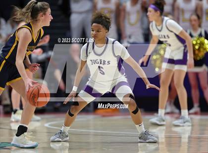 Thumbnail 1 in  Olmsted Falls vs Pickerington Central (OHSAA D1 State Semifinal) photogallery.