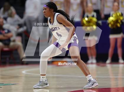 Thumbnail 3 in  Olmsted Falls vs Pickerington Central (OHSAA D1 State Semifinal) photogallery.
