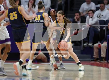 Thumbnail 2 in  Olmsted Falls vs Pickerington Central (OHSAA D1 State Semifinal) photogallery.
