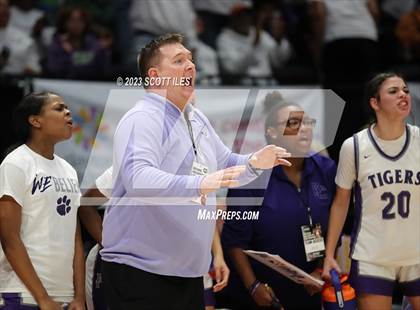 Thumbnail 2 in  Olmsted Falls vs Pickerington Central (OHSAA D1 State Semifinal) photogallery.