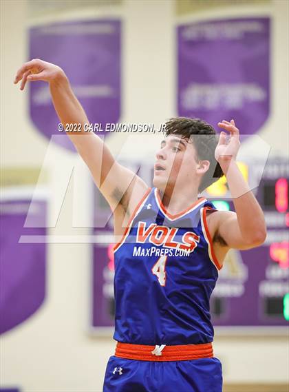 Thumbnail 2 in Starkville Academy vs Clarksville Academy photogallery.