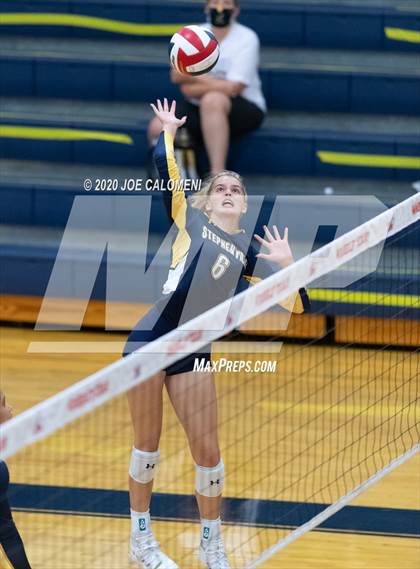 Thumbnail 1 in Stephenville vs Marion photogallery.