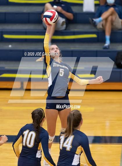 Thumbnail 1 in Stephenville vs Marion photogallery.