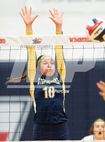 Thumbnail 3 in Stephenville vs Marion photogallery.