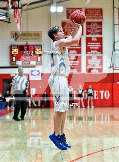 Thumbnail 3 in Jessieville vs. Manila (AAA 3A 1st Round Playoff) photogallery.