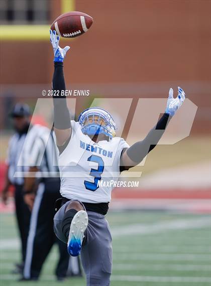 Thumbnail 3 in Newton @ Dutchtown (Scrimmage) photogallery.