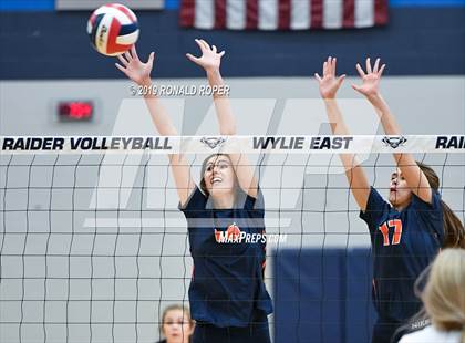 Thumbnail 3 in Wakeland @ Wylie East photogallery.