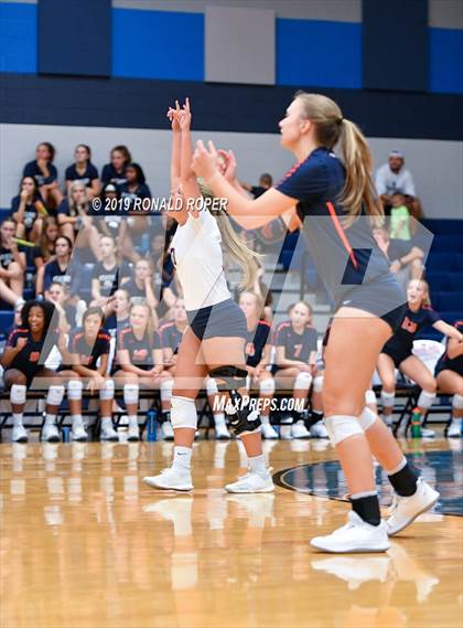Thumbnail 1 in Wakeland @ Wylie East photogallery.