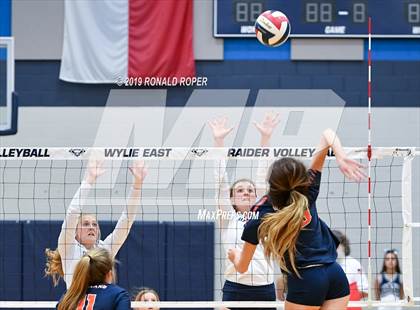 Thumbnail 2 in Wakeland @ Wylie East photogallery.