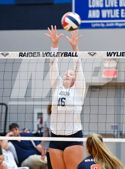 Thumbnail 2 in Wakeland @ Wylie East photogallery.
