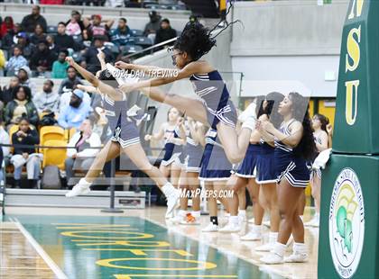Thumbnail 2 in King's Fork vs. Maury (VHSL 5B Semifinal) photogallery.