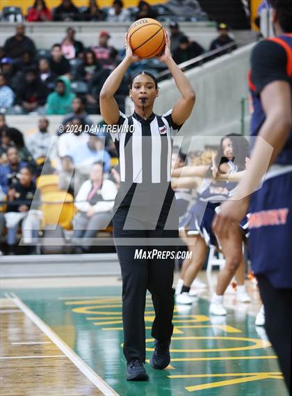 Thumbnail 2 in King's Fork vs. Maury (VHSL 5B Semifinal) photogallery.