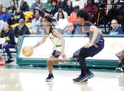 Thumbnail 2 in King's Fork vs. Maury (VHSL 5B Semifinal) photogallery.