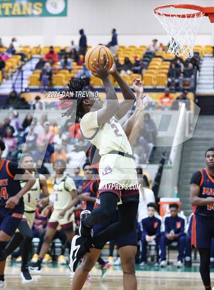 Thumbnail 3 in King's Fork vs. Maury (VHSL 5B Semifinal) photogallery.