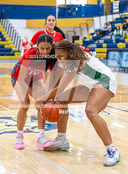 Thumbnail 2 in Valencia @ Los Alamos (Bobby Rodriguez Capital City Tournament ) photogallery.