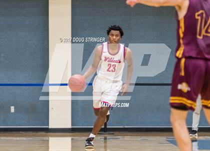 Thumbnail 1 in Las Lomas vs. St. Ignatius (NorCal Tip Off Classic) photogallery.