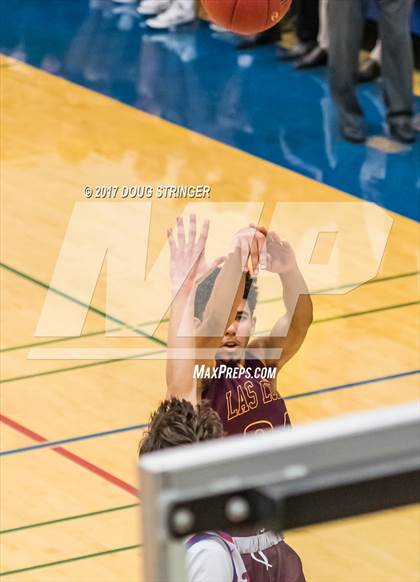 Thumbnail 3 in Las Lomas vs. St. Ignatius (NorCal Tip Off Classic) photogallery.