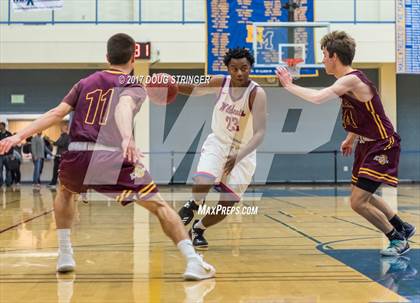 Thumbnail 3 in Las Lomas vs. St. Ignatius (NorCal Tip Off Classic) photogallery.