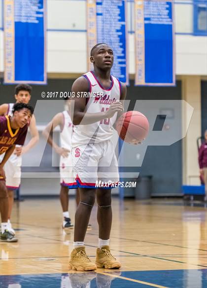 Thumbnail 2 in Las Lomas vs. St. Ignatius (NorCal Tip Off Classic) photogallery.