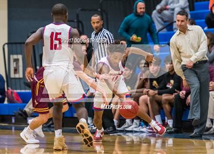 Thumbnail 1 in Las Lomas vs. St. Ignatius (NorCal Tip Off Classic) photogallery.