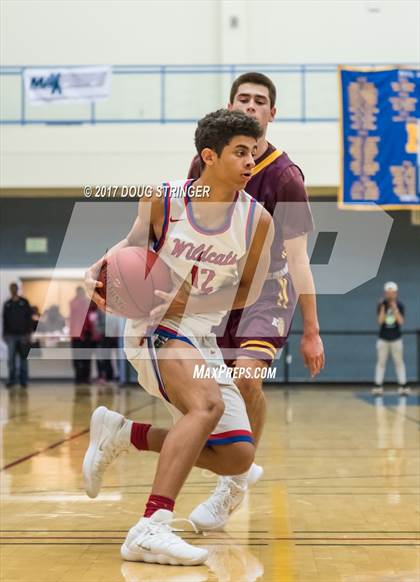 Thumbnail 2 in Las Lomas vs. St. Ignatius (NorCal Tip Off Classic) photogallery.