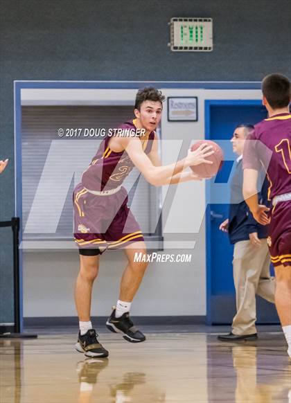 Thumbnail 1 in Las Lomas vs. St. Ignatius (NorCal Tip Off Classic) photogallery.