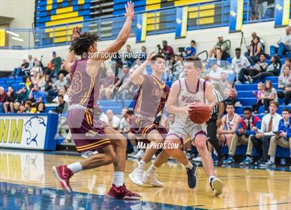 Thumbnail 1 in Las Lomas vs. St. Ignatius (NorCal Tip Off Classic) photogallery.