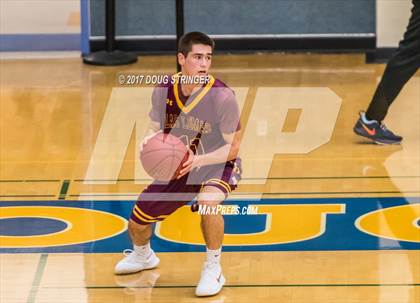 Thumbnail 2 in Las Lomas vs. St. Ignatius (NorCal Tip Off Classic) photogallery.