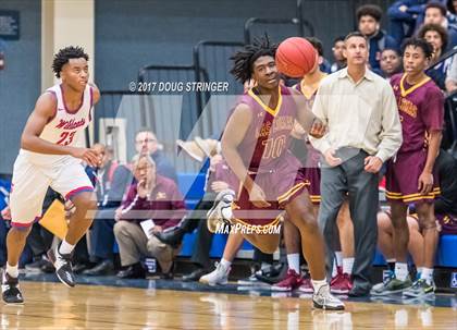 Thumbnail 2 in Las Lomas vs. St. Ignatius (NorCal Tip Off Classic) photogallery.