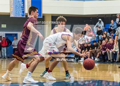 Thumbnail 2 in Las Lomas vs. St. Ignatius (NorCal Tip Off Classic) photogallery.
