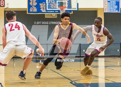 Thumbnail 3 in Las Lomas vs. St. Ignatius (NorCal Tip Off Classic) photogallery.