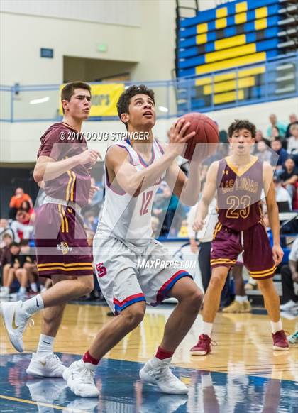 Thumbnail 1 in Las Lomas vs. St. Ignatius (NorCal Tip Off Classic) photogallery.