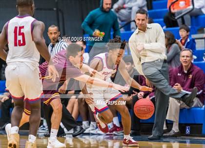 Thumbnail 3 in Las Lomas vs. St. Ignatius (NorCal Tip Off Classic) photogallery.
