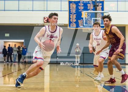 Thumbnail 2 in Las Lomas vs. St. Ignatius (NorCal Tip Off Classic) photogallery.