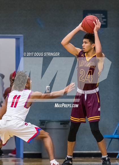 Thumbnail 1 in Las Lomas vs. St. Ignatius (NorCal Tip Off Classic) photogallery.