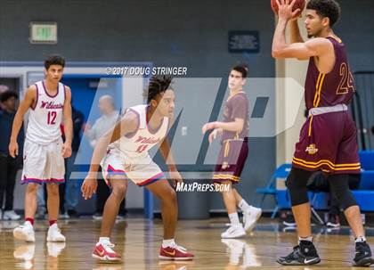 Thumbnail 1 in Las Lomas vs. St. Ignatius (NorCal Tip Off Classic) photogallery.