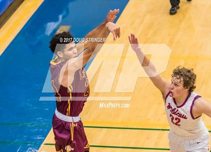 Thumbnail 2 in Las Lomas vs. St. Ignatius (NorCal Tip Off Classic) photogallery.