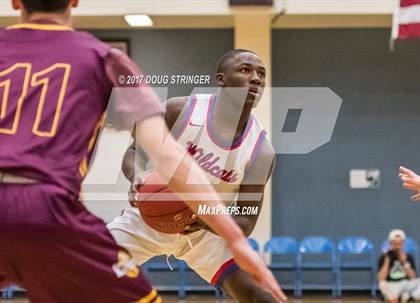 Thumbnail 3 in Las Lomas vs. St. Ignatius (NorCal Tip Off Classic) photogallery.