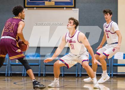 Thumbnail 2 in Las Lomas vs. St. Ignatius (NorCal Tip Off Classic) photogallery.