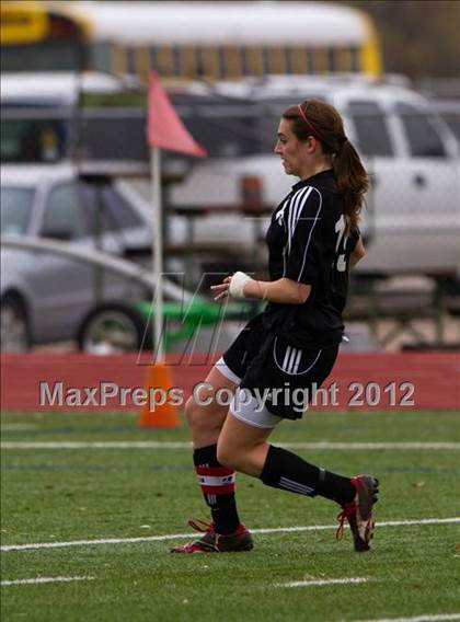 Thumbnail 3 in Alief Elsik vs Clear Brook (I-10 Shootout) photogallery.