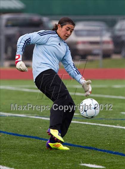 Thumbnail 3 in Alief Elsik vs Clear Brook (I-10 Shootout) photogallery.