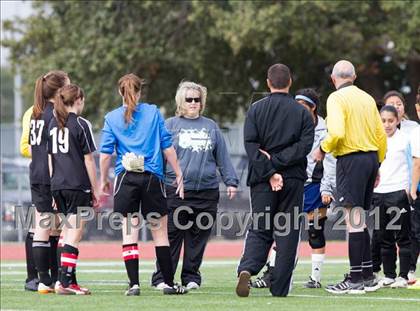 Thumbnail 1 in Alief Elsik vs Clear Brook (I-10 Shootout) photogallery.