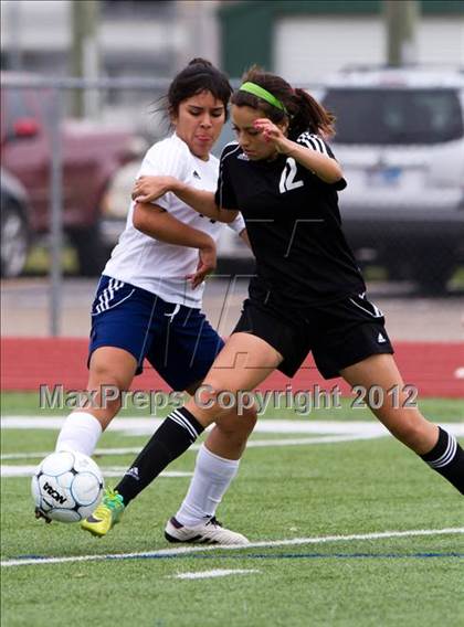 Thumbnail 1 in Alief Elsik vs Clear Brook (I-10 Shootout) photogallery.