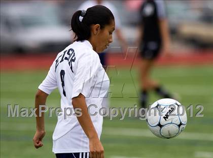 Thumbnail 1 in Alief Elsik vs Clear Brook (I-10 Shootout) photogallery.