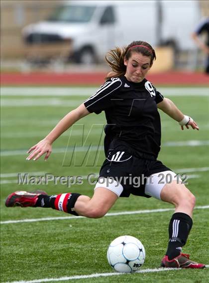 Thumbnail 2 in Alief Elsik vs Clear Brook (I-10 Shootout) photogallery.