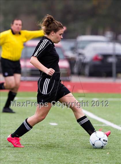 Thumbnail 1 in Alief Elsik vs Clear Brook (I-10 Shootout) photogallery.