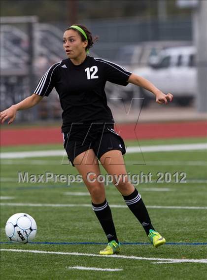 Thumbnail 1 in Alief Elsik vs Clear Brook (I-10 Shootout) photogallery.