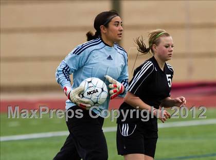 Thumbnail 2 in Alief Elsik vs Clear Brook (I-10 Shootout) photogallery.