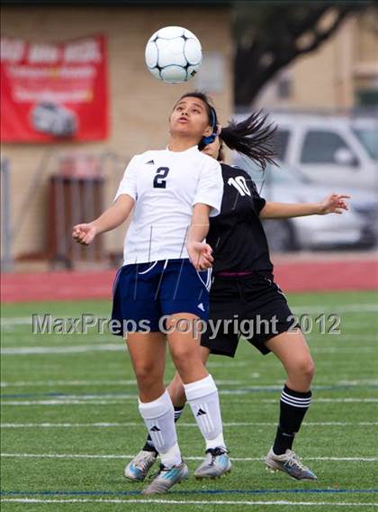 Thumbnail 1 in Alief Elsik vs Clear Brook (I-10 Shootout) photogallery.