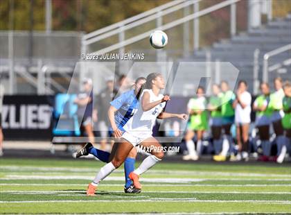 Thumbnail 2 in Timberline vs. Lake City- IDHSAA 5A Championship Quarterfinal photogallery.